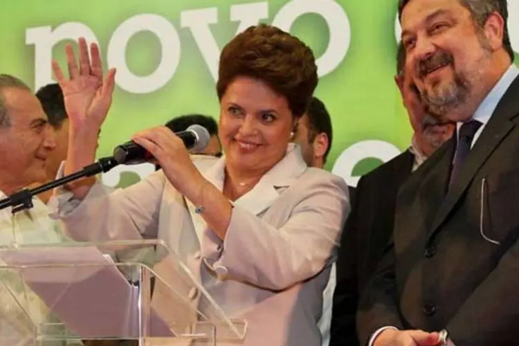 Juramento foi feito ao som do jingle da campanha de Dilma, "Olê, olê, olê, olá, DIlma, Dilma" (Roberto Stuckert Filho/Divulgação)