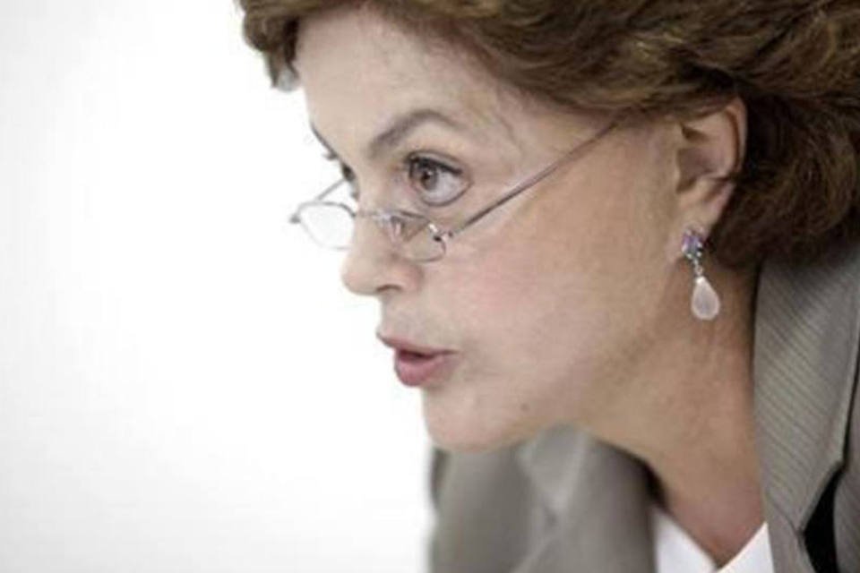 Dilma promete inflação menor e estabilidade econômica