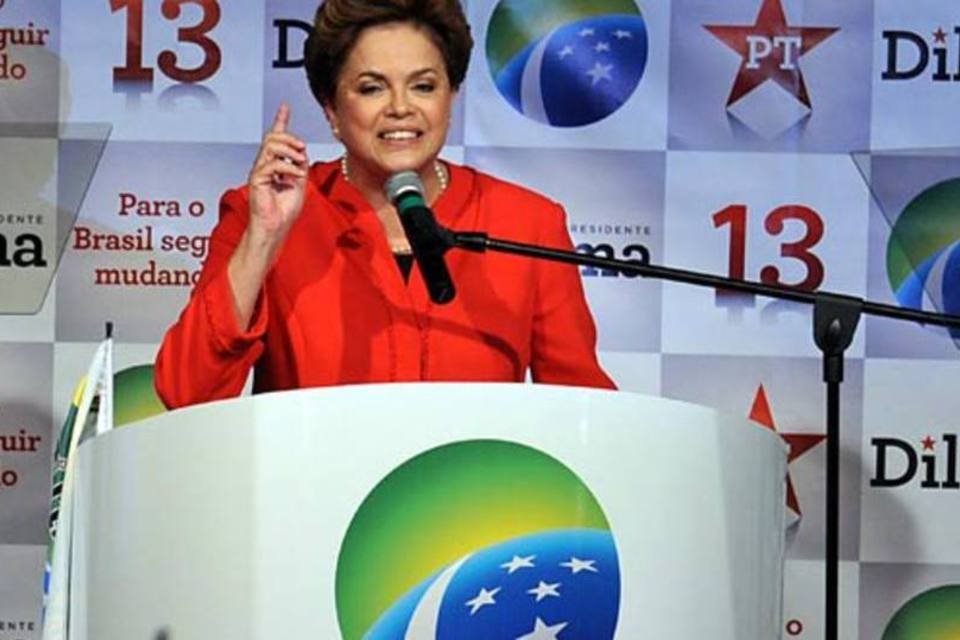 Dilma diz na TV que cuidará do povo brasileiro