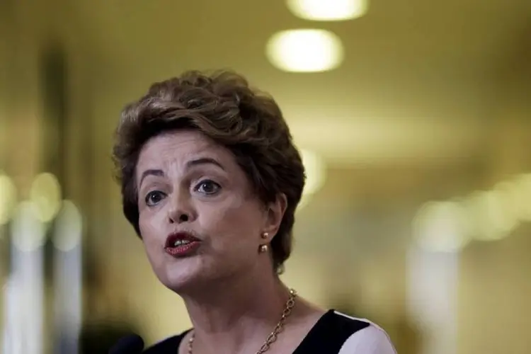 
	Dilma Rousseff: &quot;Como est&aacute;, corremos o risco de termos mais partidos e pol&iacute;ticos que ter&atilde;o acesso ao hor&aacute;rio eleitoral, ao Fundo Partid&aacute;rio&quot;
 (Ueslei Marcelino/Reuters)