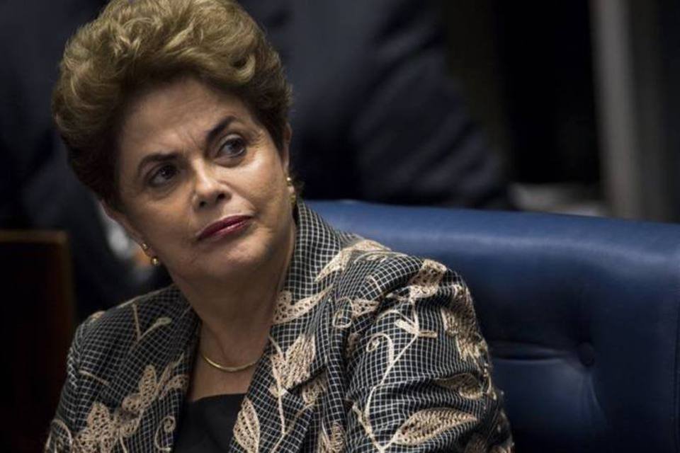 Só temo a morte da democracia, diz Dilma no Senado