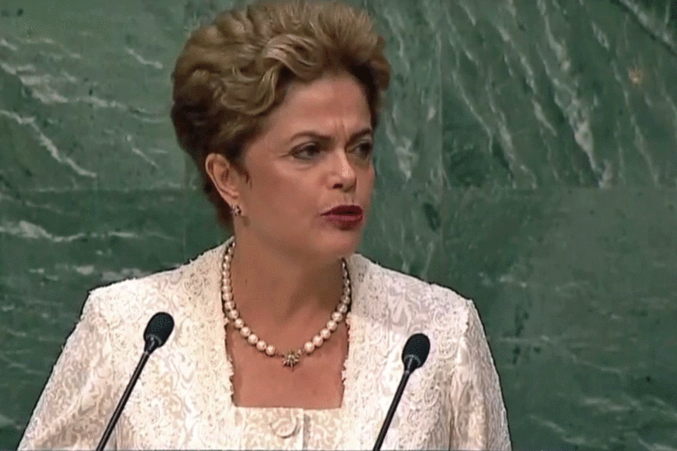 Dilma diz que reforma prevê equilíbrio nas contas e coalizão
