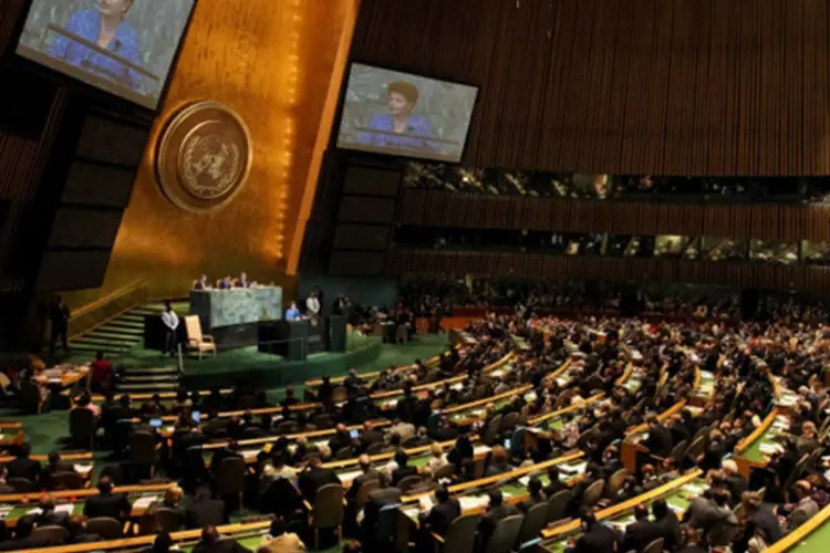 Dilma defendeu uma atuação mais eficaz da ONU na solução desses conflitos: "a busca da paz e da segurança no mundo não pode se limitar a intervenções em situações extremas" (Roberto Stuckert Filho/PR)