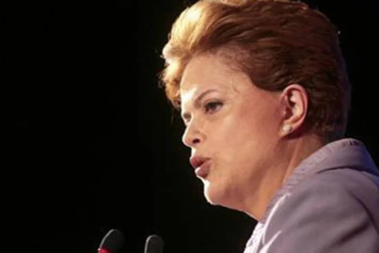 Dilma ampliou a vantagem sobre o também presidenciável José Serra (.)