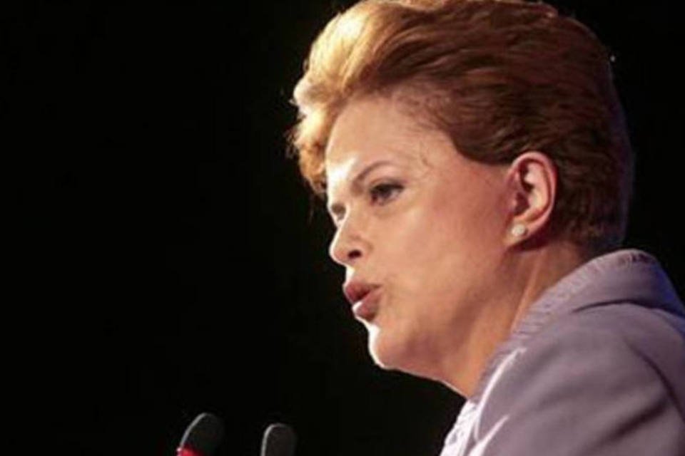 Campanha de Dilma aposta no Paraná para crescer no Sul