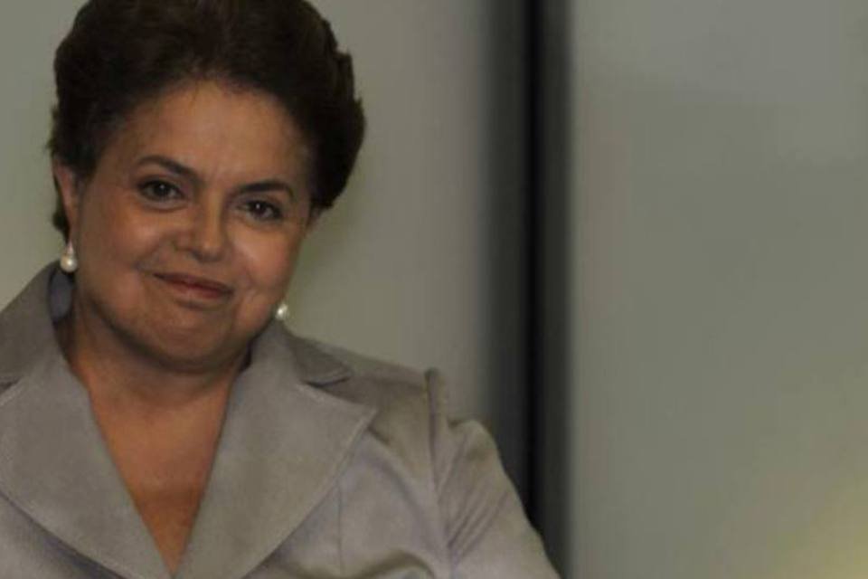 Dilma anuncia mais dez ministros para seu governo