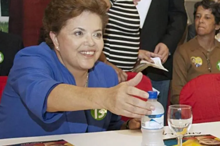 Dilma Rousseff falou sobre o controle da imprensa durante discurso em Brasília (AGÊNCIA BRASIL)