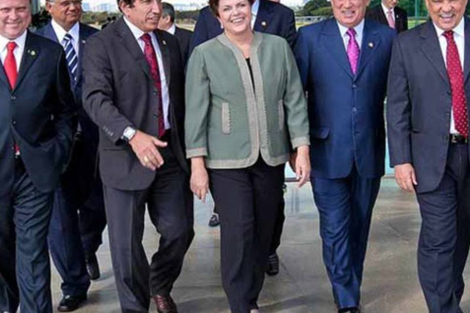 PR diz que não vai botar a "faca no peito" de Dilma