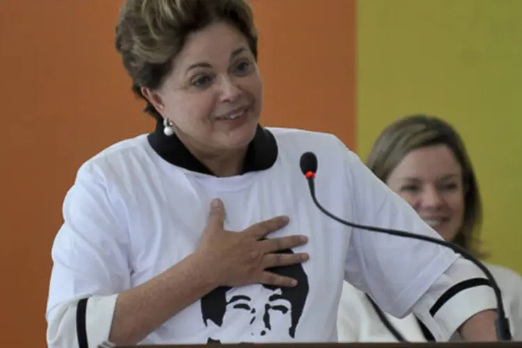 
	Dilma Rousseff: presidente chamou HAaddad de &quot;realizador de sonhos&quot; e de &quot;companheiro de f&eacute;&quot;
 (Antonio Cruz/AFP)
