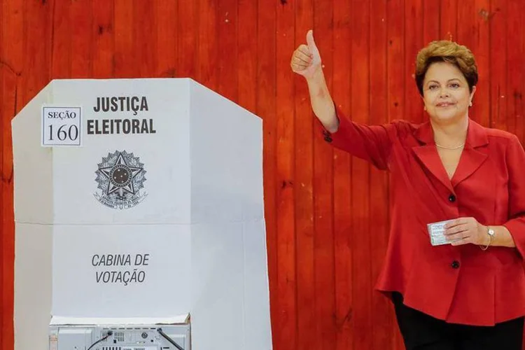 
	A presidente disse que esta campanha foi marcada por mudan&ccedil;as, e lembrou a morte do ex-governador de Pernambuco, Eduardo Campos
 (Divulgação/Facebook oficial)