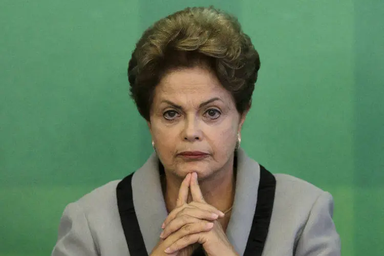 
	Dilma Rousseff: recuo na receita ocorreu mesmo com o ingresso de uma arrecada&ccedil;&atilde;o tribut&aacute;ria extraordin&aacute;ria
 (Ueslei Marcelino/Reuters)
