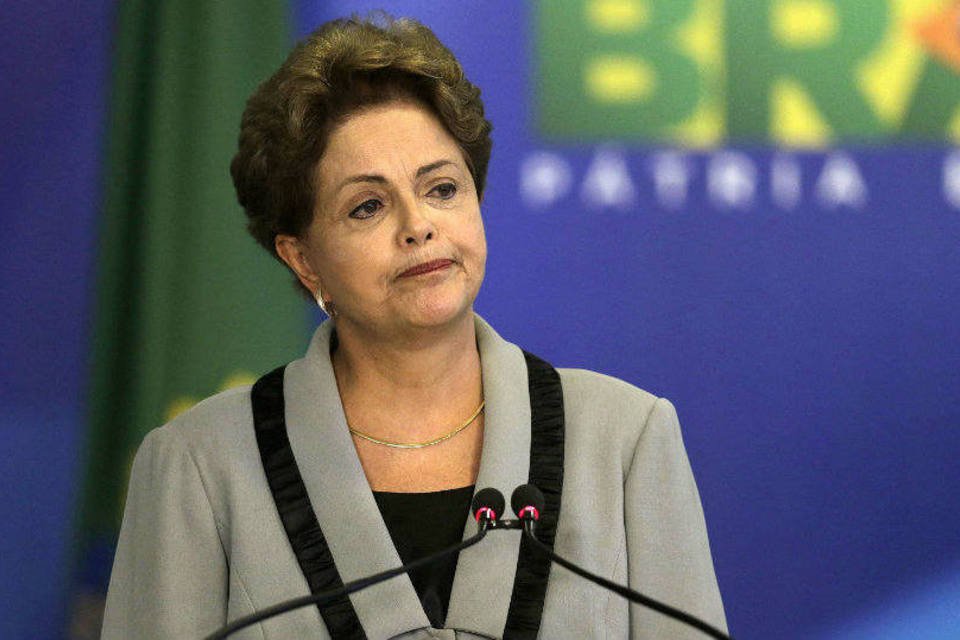 Crise na Petrobras afeta popularidade de Dilma, diz S&P