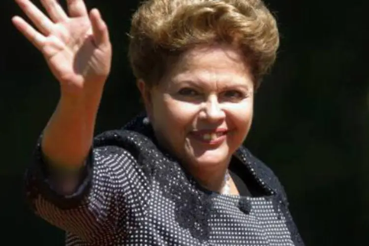 
	A presidente Dilma Rousseff: ela tamb&eacute;m destacou o maior acesso a servi&ccedil;os
 (AFP)