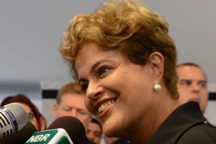 
	Dilma: o secret&aacute;rio da CUT disse que, quando a petista se desvia do projeto mais pr&oacute;ximo aos trabalhadores, &eacute; normal que haja cr&iacute;ticas mesmo de aliados
 (Elza Fiúza/Agência Brasil)