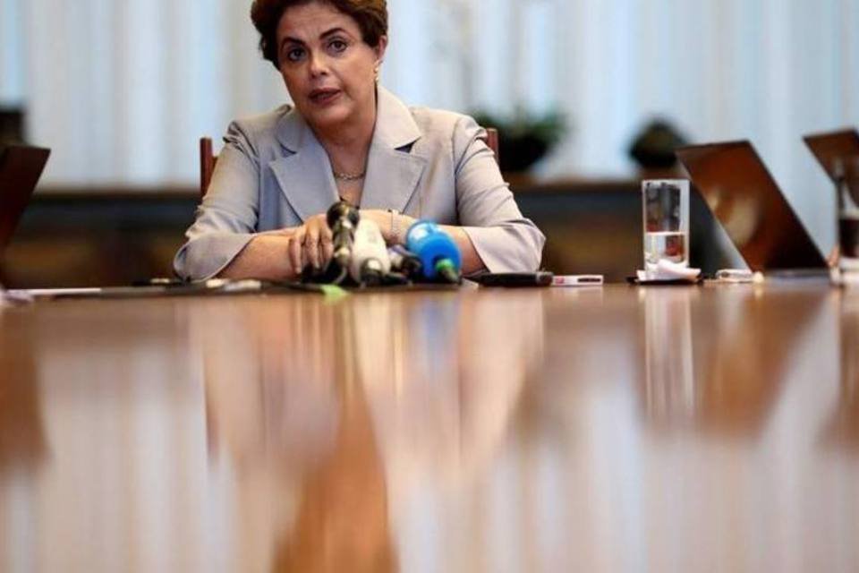 Dilma recebeu visita de Collor na reta final do impeachment