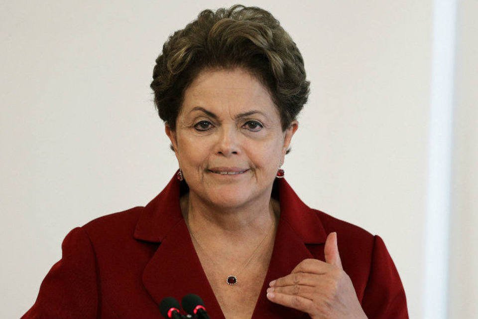 Dilma está ótima, melhor do que eu, diz médico