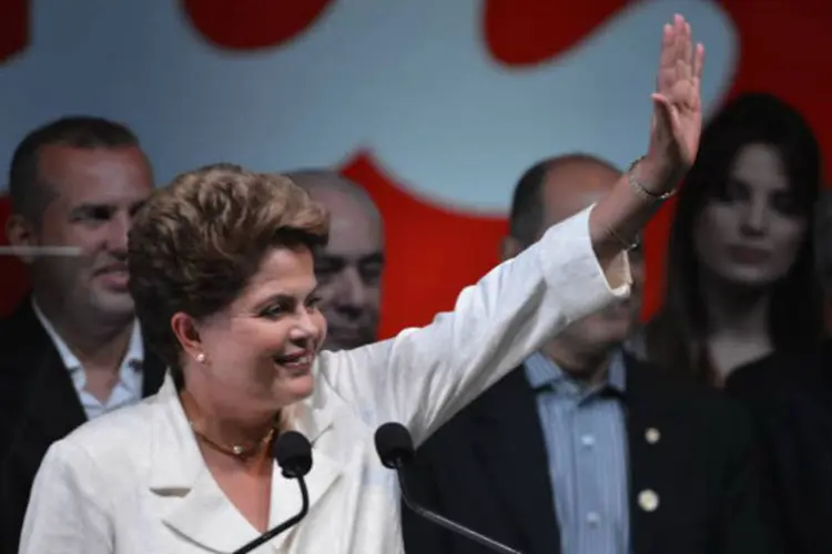 
	Presidente Dilma faz pronunciamento durante evento em hotel em Bras&iacute;lia, logo ap&oacute;s o resultado da elei&ccedil;&atilde;o
 (Fabio Rodrigues Pozzebom/ABr)