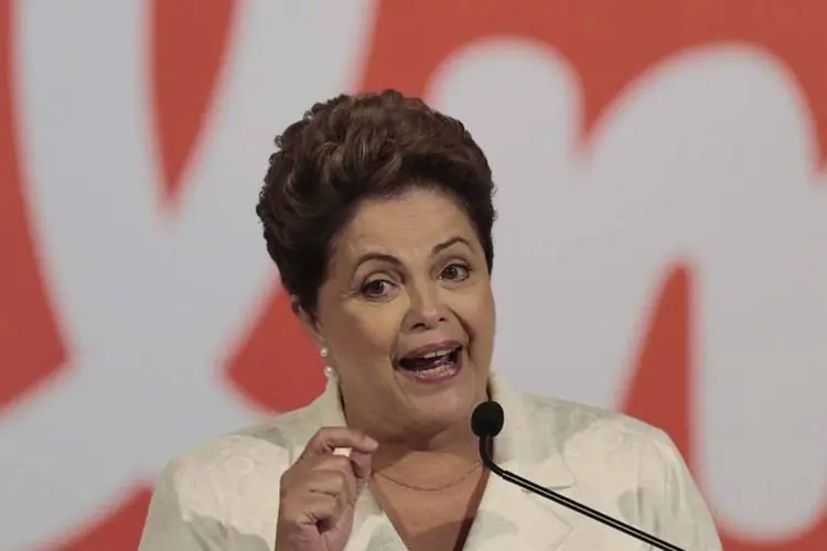 Dilma Rousseff durante pronunciamento em Brasília após a divulgação do resultado do 2º turno da eleição (Ueslei Marcelino/Reuters)