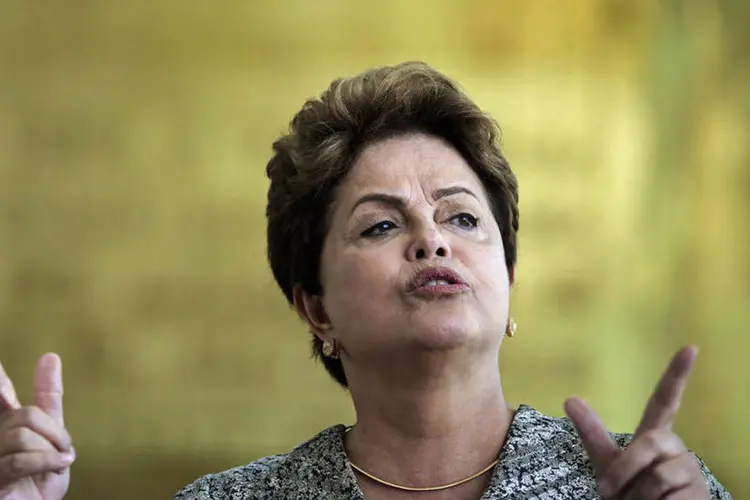 
	Presidente Dilma Rousseff durante entrevista &agrave; imprensa no Pal&aacute;cio da Alvorada, em Bras&iacute;lia
 (Ueslei Marcelino/Reuters)