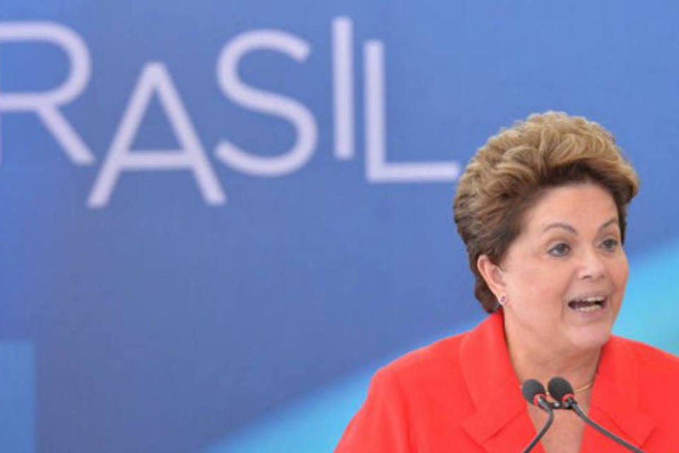 Cai para 35% taxa de eleitores em SP que reprovam Dilma