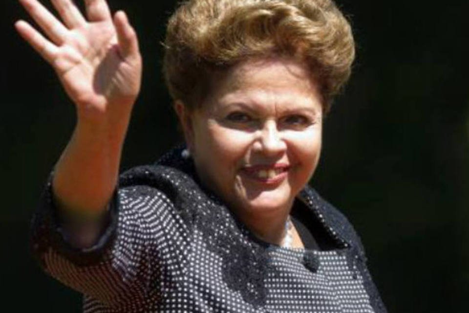 Meta do Mais Médicos no MT será coberta até abril, diz Dilma