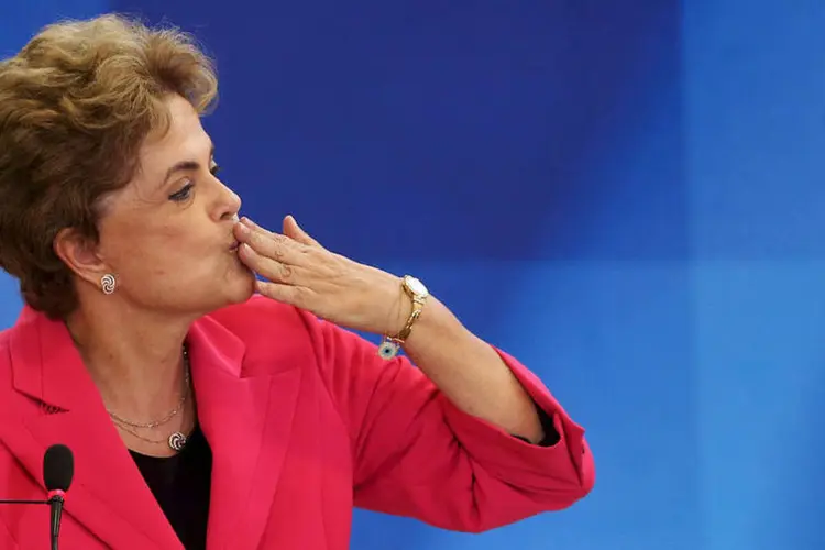 
	Dilma Rousseff: o ex-presidente Luiz In&aacute;cio Lula da Silva, cuja presen&ccedil;a era esperada, desistiu de ir ao ato em Belo Horizonte
 (Adriano Machado / Reuters)