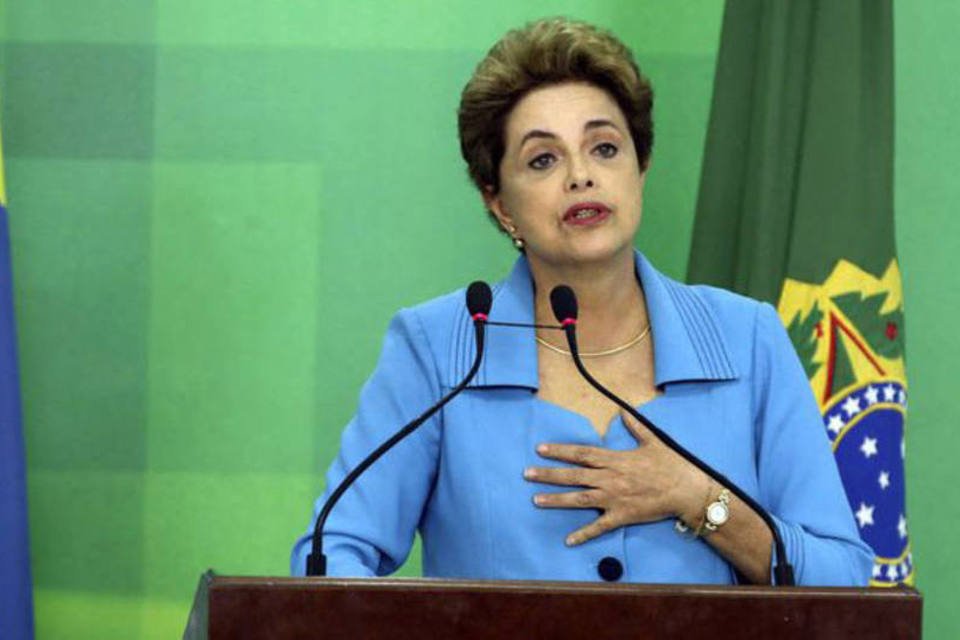 Dilma se refere a Michel Temer como usurpador de mandato
