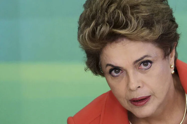 Dilma Rousseff: o senador pede a instauração de uma investigação sobre a viagem que Dilma fez no sábado a São Bernardo do Campo, para visitar o ex-presidente Lula (Adriano Machado / Reuters)