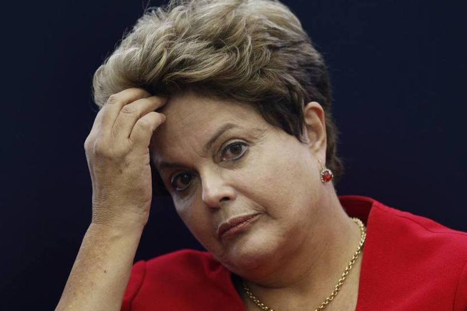 Pedido de desculpa do Santander foi protocolar, diz Dilma