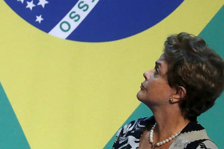 
	Dilma Rousseff: &ldquo;&Eacute; evidente que o objetivo principal das medidas anunciadas hoje &eacute; tentar salvar o mandato [da presidenta Dilma Rousseff].&quot;
 (Reuters Media)
