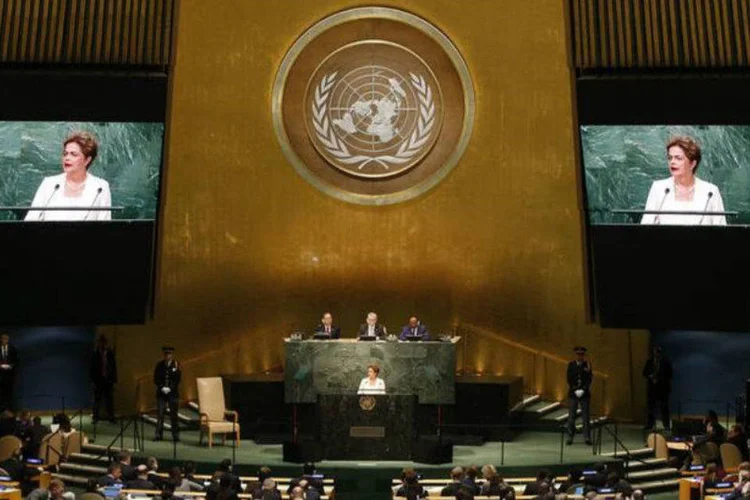 Presidente Dilma Rousseff durante discurso na Assembleia-Geral da ONU, em Nova York (Mike Segar/Reuters)