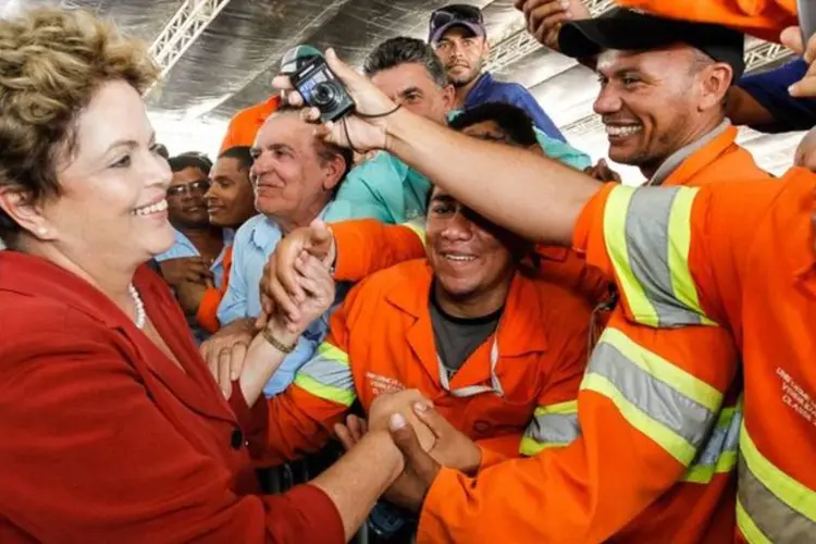 
	Dilma: &quot;Visamos n&atilde;o o fim da obra, mas garantir constru&ccedil;&atilde;o de trechos que resultem em &aacute;gua&quot;
 (Roberto Stuckert Filho/Presidência da República)