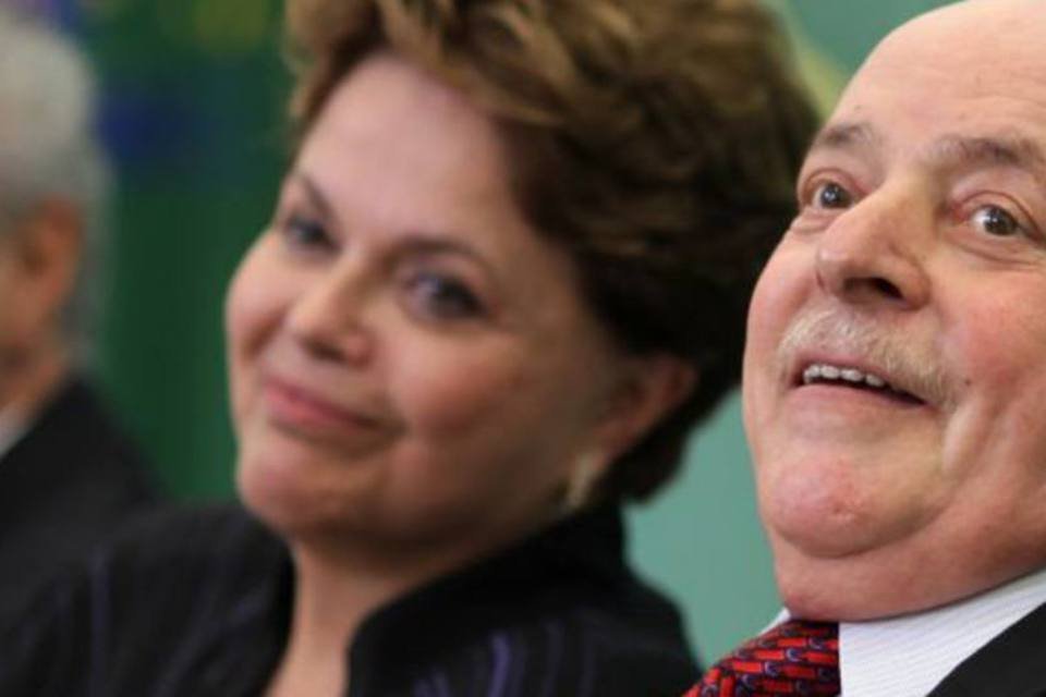 Lula dá aval à articulação política de Dilma