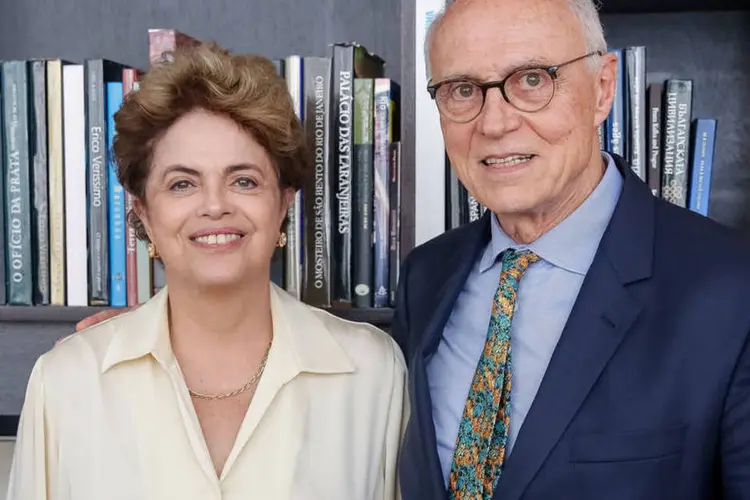 
	Dilma e Suplicy: segundo o ex-senador, o encontro, que durou cerca de 50 minutos, &quot;foi &oacute;timo&quot;
 (Divulgação / Facebook)