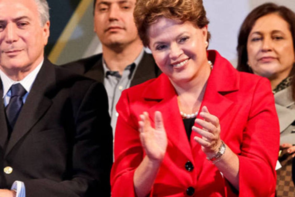 Aliança PT-PMDB deve ser referência de seriedade, diz Dilma