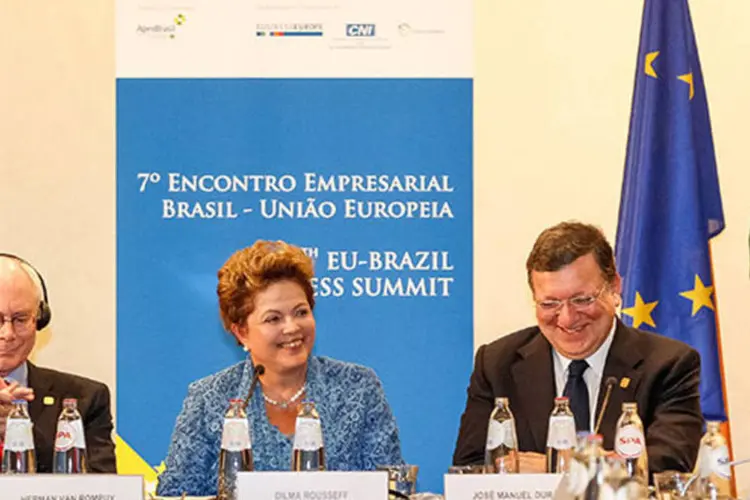 
	Dilma durante cerim&ocirc;nia de abertura do VII Encontro Empresarial Brasil-Uni&atilde;o Europeia: &quot;de 2002 a 2013, as trocas comerciais entre Brasil e Uni&atilde;o Europeia aumentaram 238%&quot;, afirmou
 (Roberto Stuckert Filho/PR)