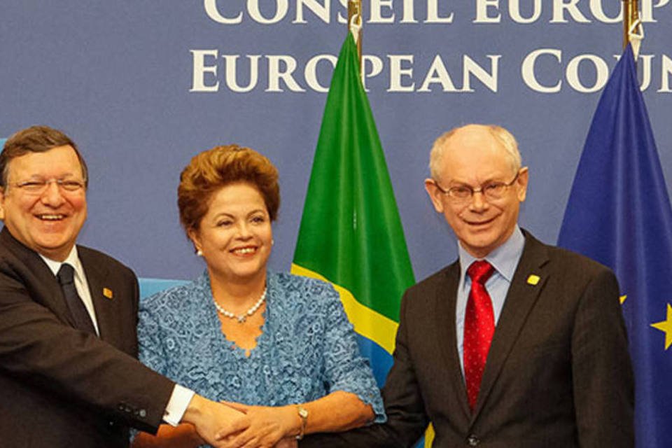 Dilma convida líderes europeus para a Copa do Mundo