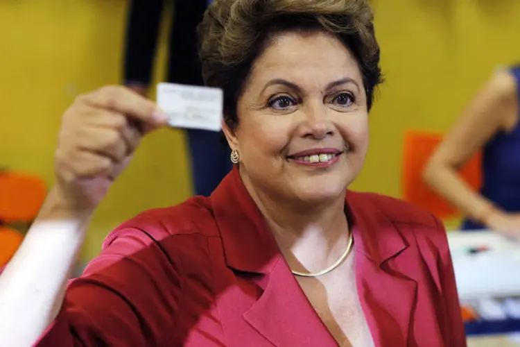 
	Dilma: no primeiro turno, a petista ficou em primeiro lugar, com 43.267.668 votos
 (Paulo Whitaker/Reuters)