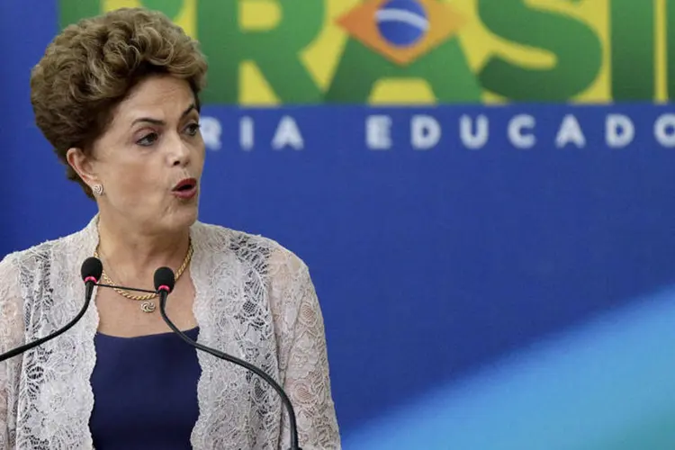 
	Presidente Dilma Rousseff: governo incluiu no or&ccedil;amento uma expectativa de se arrecadar este ano R$ 10 bilh&otilde;es em recursos com a CPMF
 (REUTERS/Ueslei Marcelino)