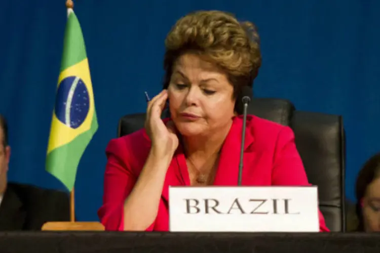 
	A presidente Dilma Rousseff em encontro de chefes de Estado dos Brics em Doha: o Brasil foi mencionado por apenas 10% como o primeiro ou o segundo melhor mercado para 2014
 (REUTERS/Rogan Ward)