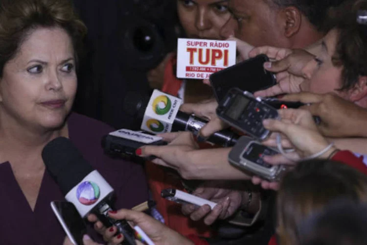 
	Dilma Rousseff:&nbsp;presidente&nbsp;est&aacute; &quot;furiosa&quot; ap&oacute;s uma reportagem apontar que o governo dos EUA espionou suas comunica&ccedil;&otilde;es privadas
 (REUTERS/Ueslei Marcelino)