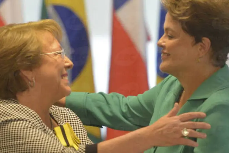 
	A presidente Dilma Rousseff recebe a presidente do Chile, Michelle Bachelet: tratado procura promover e facilitar o investimento m&uacute;tuo
 (Agência Brasil)