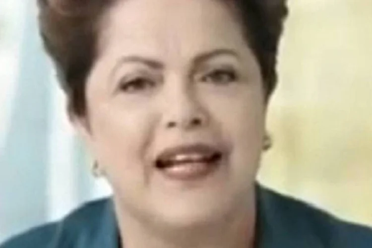 Dilma Rousseff em vídeo para as redes de televisão: em pronunciamento de fim de ano, a presidente assumiu o compromisso do equilíbrio das contas públicas (Reprodução)