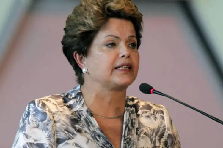 Presidente Dilma Rousseff: “Queremos o auxílio das prefeituras todas para que a gente cumpra uma meta importante para o Brasil”, disse ela. (REUTERS/Ueslei Marcelino)