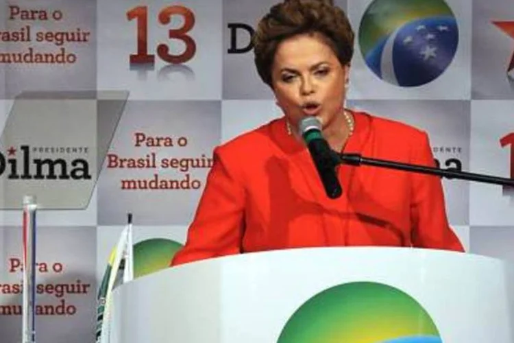 Dilma discursa na Convenção Nacional do PT, onde sua candidatura foi oficializada (.)