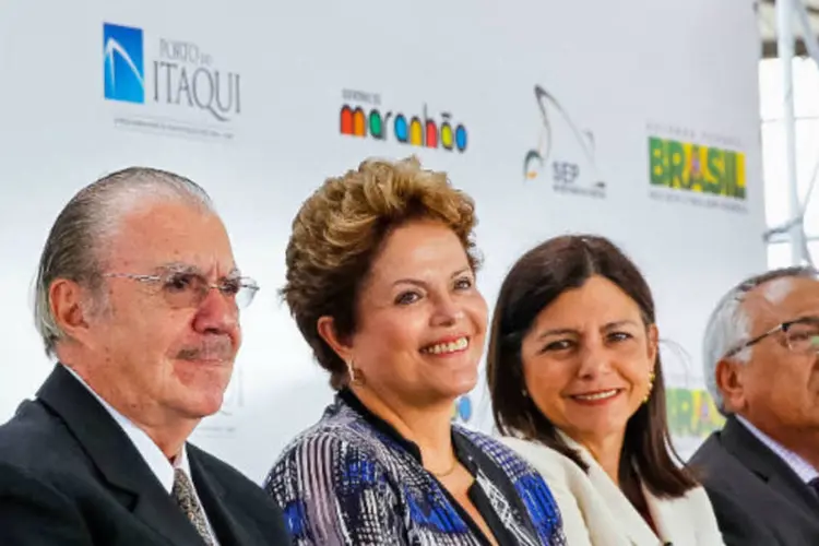 José Sarney, Dilma Rousseff e Roseana Sarney durante cerimônia de inauguração do Berço 100, alargamento do Cais Sul e ampliação do Porto do Itaqui, no Maranhão (Roberto Stuckert Filho/PR)