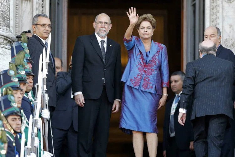 
	Dilma: &quot;retorno de Tabar&eacute; nos d&aacute; a certeza de podermos avan&ccedil;ar ainda mais na consolida&ccedil;&atilde;o da integra&ccedil;&atilde;o entre o Uruguai e o Brasil&quot;
 (REUTERS/Andres Stapff)