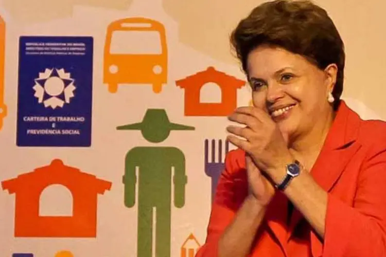 Dilma afirmou que o programa é eficiente porque une a garantia de renda e a manutenção da Amazônia (Presidência da República)