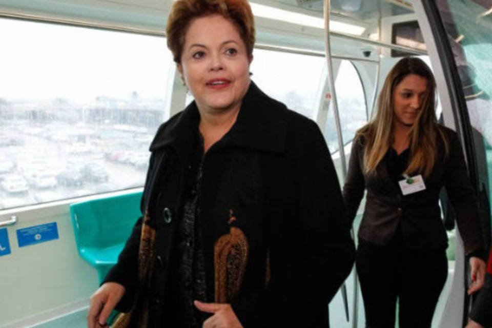 Dilma inaugura primeiro aeromóvel do país em Porto Alegre