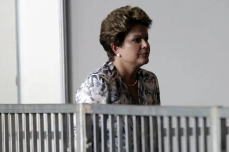 
	Dilma n&atilde;o est&aacute; sensibilizada com o esfor&ccedil;o feito pelo presidente do PT, Rui Falc&atilde;o, e por uma ala do partido comandada pelo ex-ministro Jos&eacute; Dirceu, que insiste na regula&ccedil;&atilde;o da m&iacute;dia
 (REUTERS/Ueslei Marcelino)